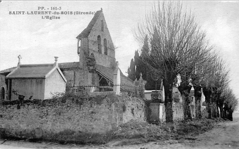 Carte postale ancienne Saint-Laurent-du-Bois - église 1