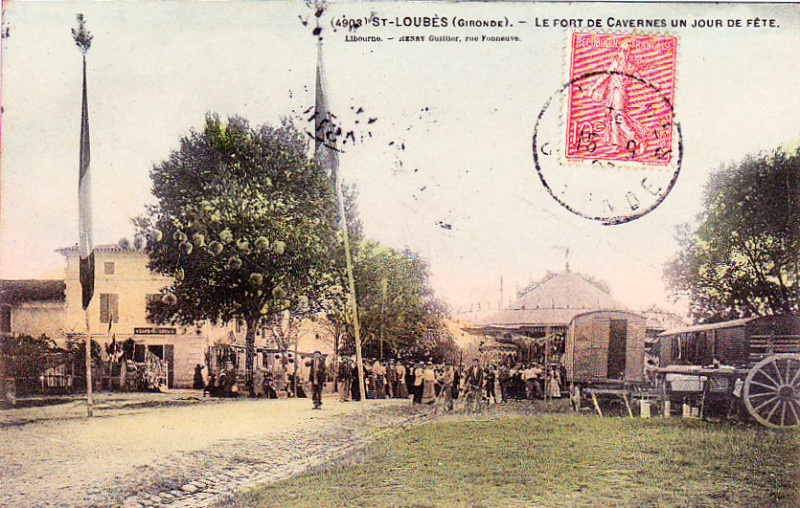 Carte postale ancienne Saint-Loubès (Cavernes) - Jour de Fête
