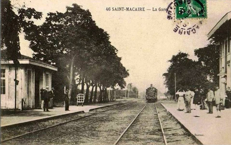 Carte postale ancienne Saint-Macaire - Gare 1