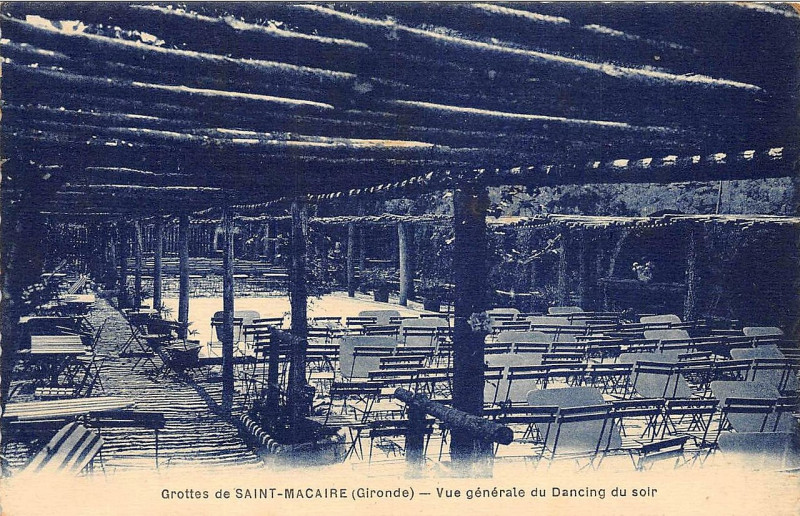 Carte postale ancienne Saint-Macaire - grottes 3