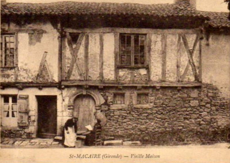 Carte postale ancienne Saint-Macaire - vieille maison