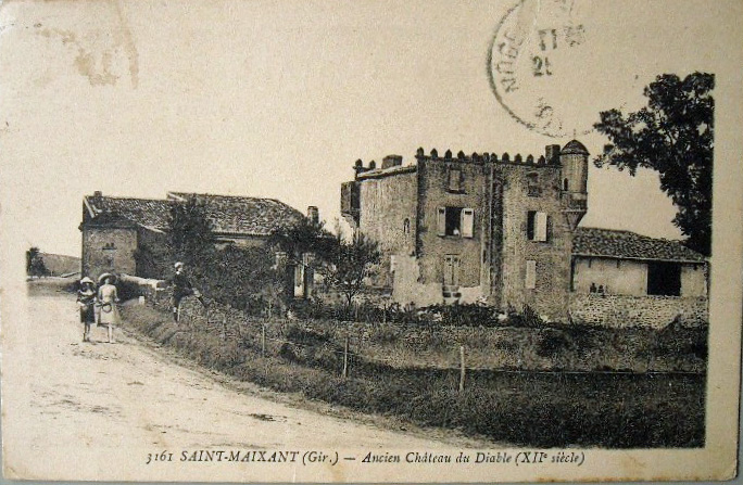 Carte postale ancienne Saint-Maixant - château du Diable