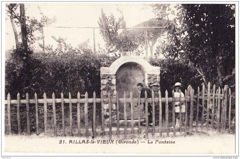 Carte postale ancienne Aillas-le-vieux 8