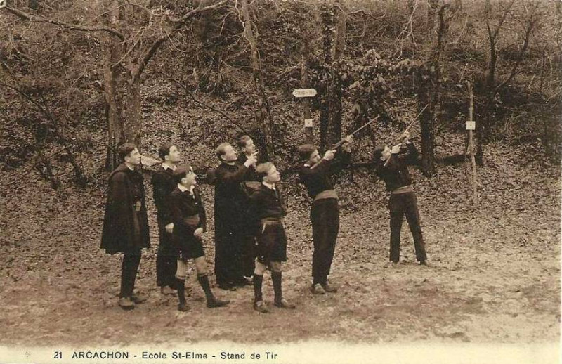 Carte postale ancienne Arcachon - Ecole St Elme 6