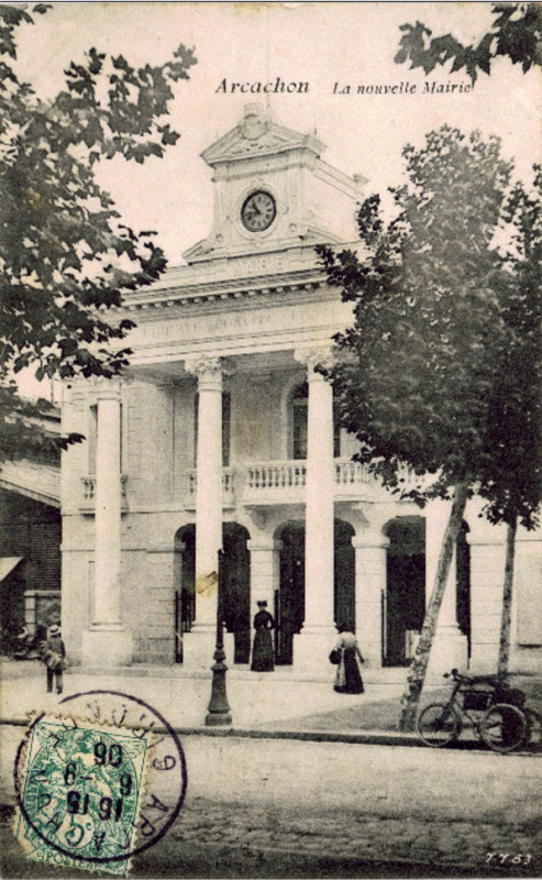Carte postale ancienne Arcachon - Mairie 5