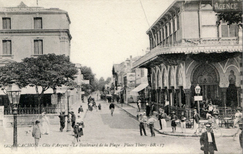 Carte postale ancienne Arcachon - boulevard de la plage 2
