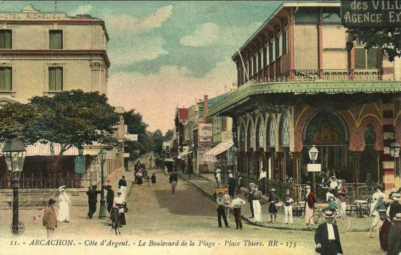 Carte postale ancienne Arcachon - boulevard de la plage 2a