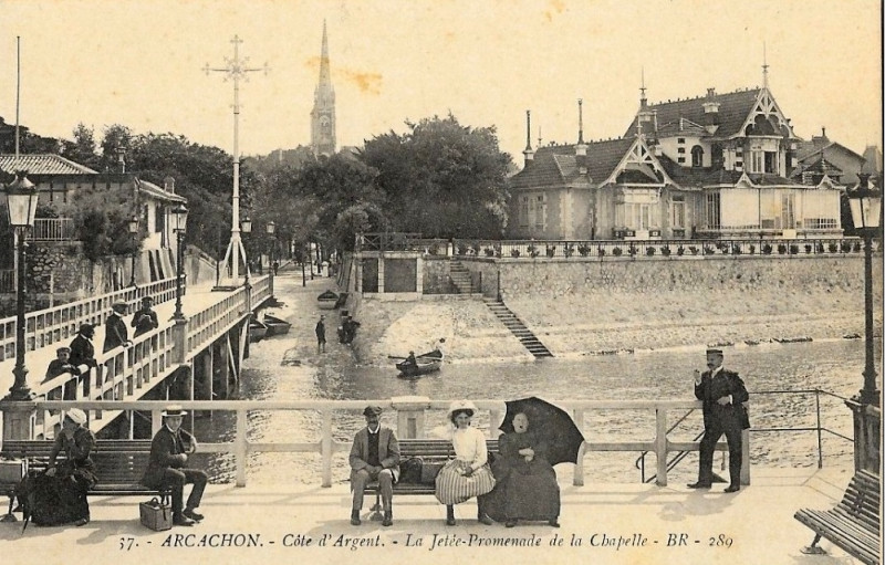 Carte postale ancienne Arcachon - la Jetée de la chapelle 9