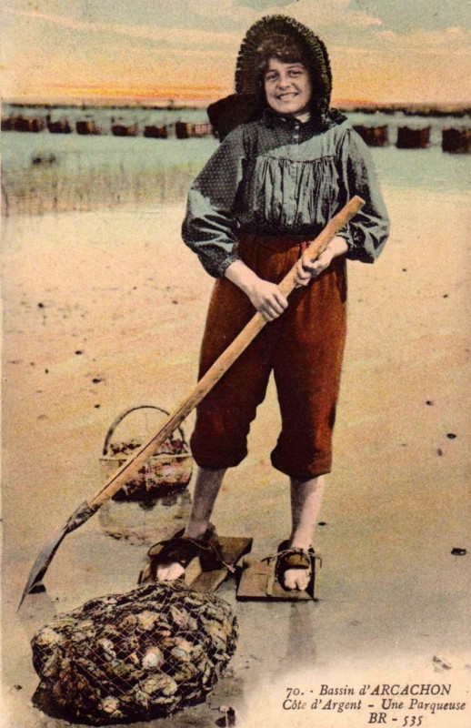 Carte postale ancienne Arcachon - parqueuse 1