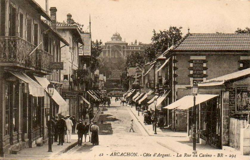 Carte postale ancienne Arcachon - rue du Casino 8