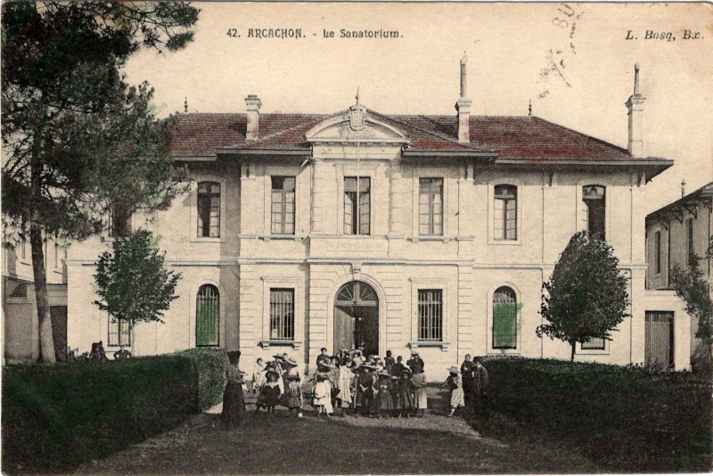 Carte postale ancienne Arcachon - Sanatorium Maritime 2