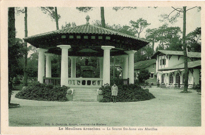 Carte postale ancienne Arcachon - source Sainte-Anne Abatilles 5