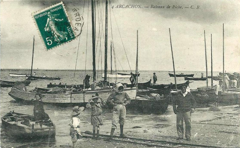 Carte postale ancienne Arcachon - pêcheurs 15