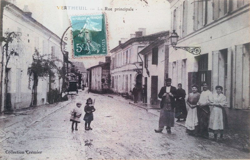 Carte postale ancienne Verteuil - Cp rue principale