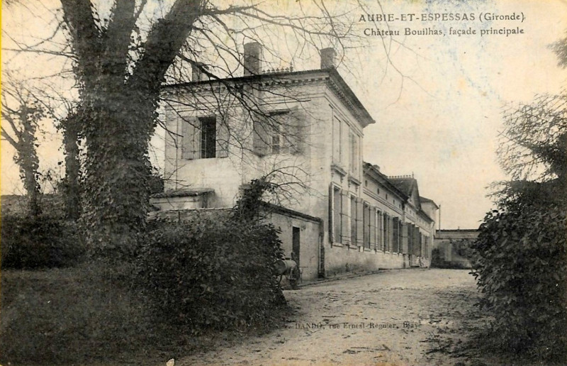 Carte postale ancienne Aubie-et-Espessas - château Bouilhas 1
