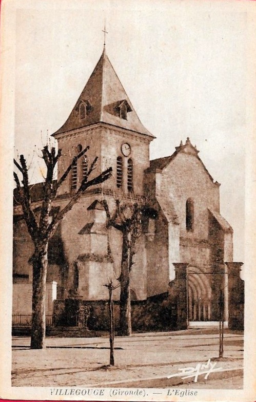 Carte postale ancienne Villegouge - église 2