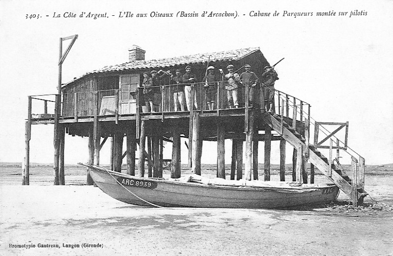 Carte postale ancienne Arcachon cabane sur pilotis