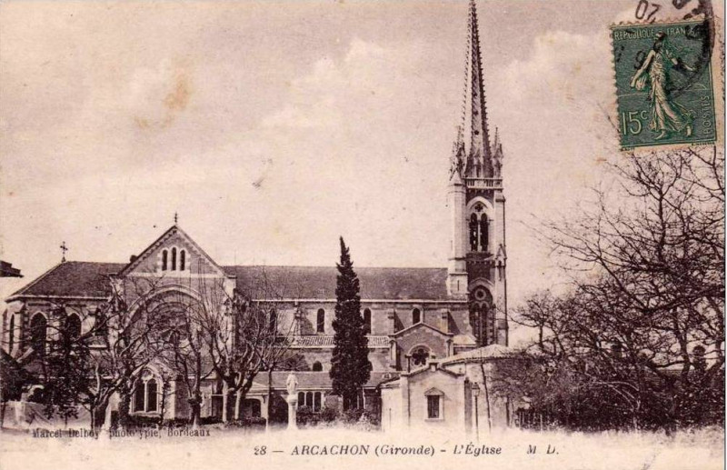 Carte postale ancienne Arcachon - église Notre-Dame 1