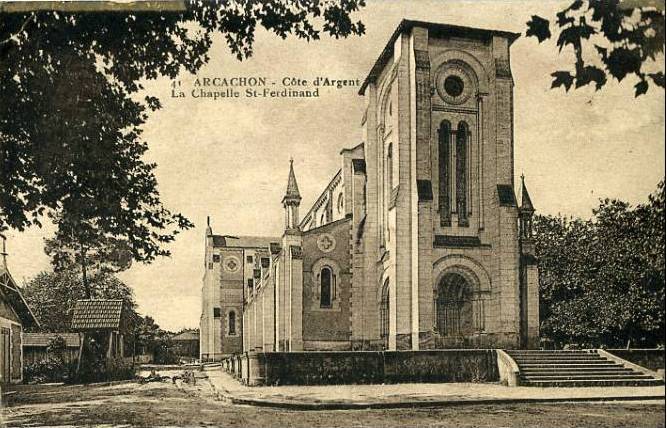 Carte postale ancienne Arcachon - église Saint-Ferdinand 3