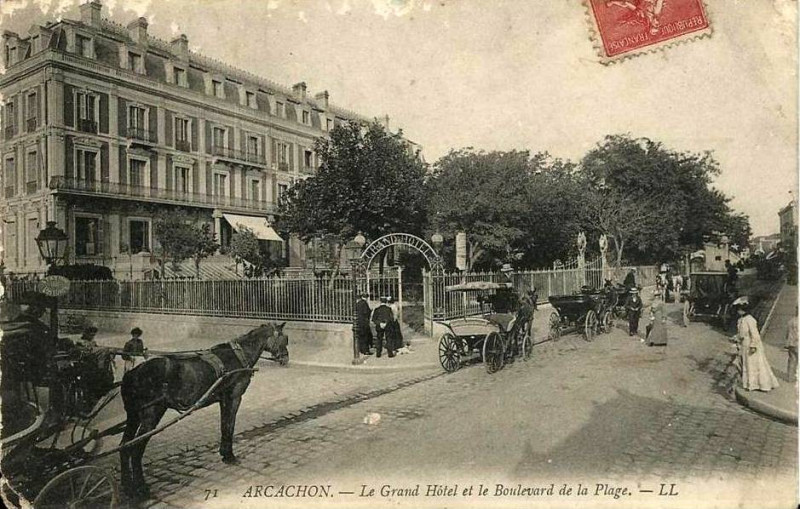 Carte postale ancienne Arcachon - Grand Hôtel 5
