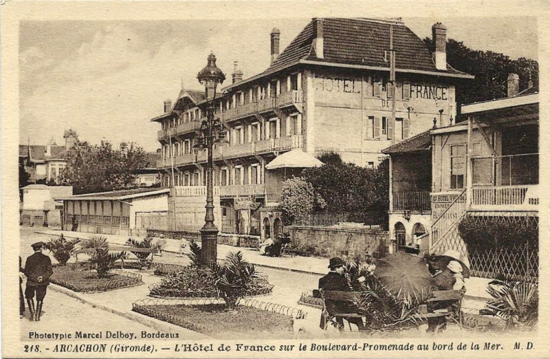 Carte postale ancienne Arcachon - Hôtel de France 1