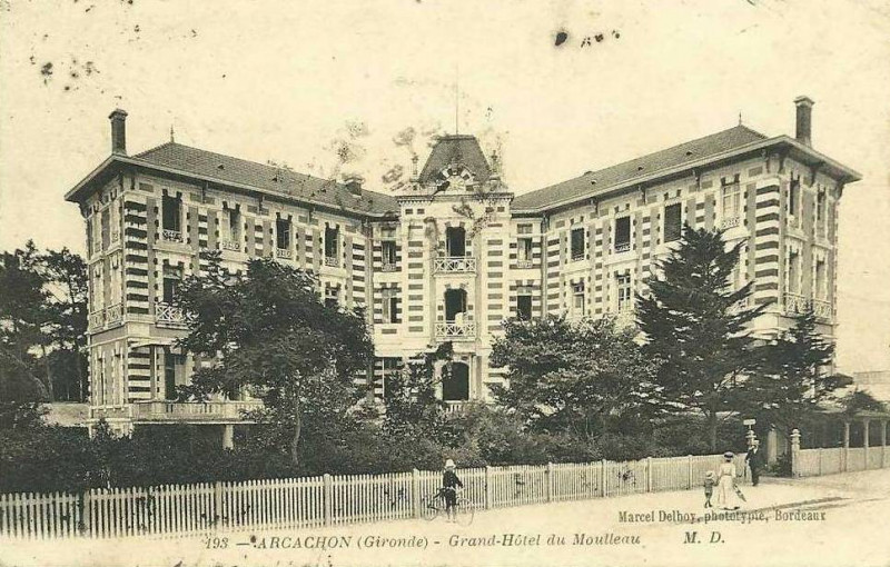 Carte postale ancienne Arcachon - Hôtel de Moulleau 7