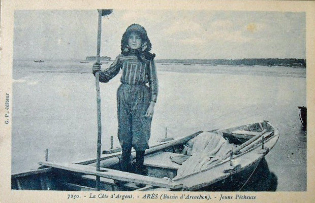 Carte postale ancienne Arcachon - parqueuse 23