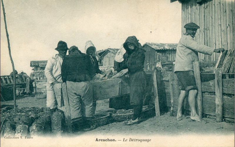 Carte postale ancienne Arcachon - travail de détroquage 7