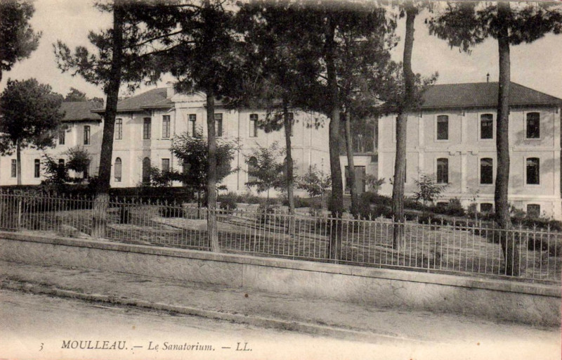 Carte postale ancienne Arcachon - Sanatorium Maritime 10