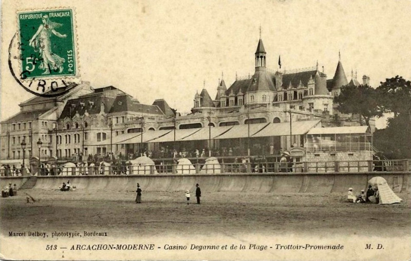 Carte postale ancienne Arcachon - Casino de la plage (côté plage) 6