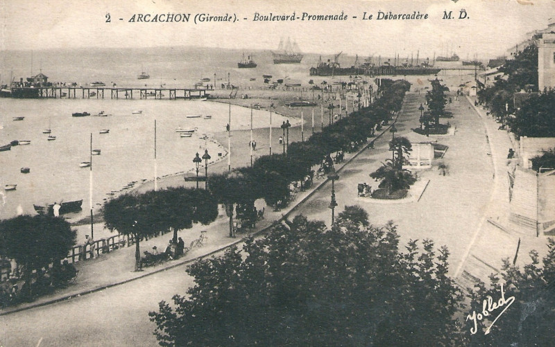 Carte postale ancienne Arcachon - la promenade 15