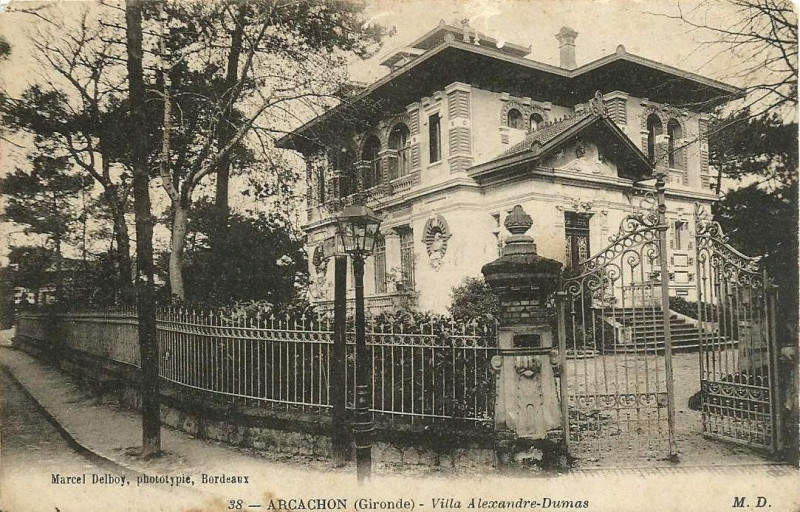 Carte postale ancienne Arcachon - villa Alexandre Dumas 2