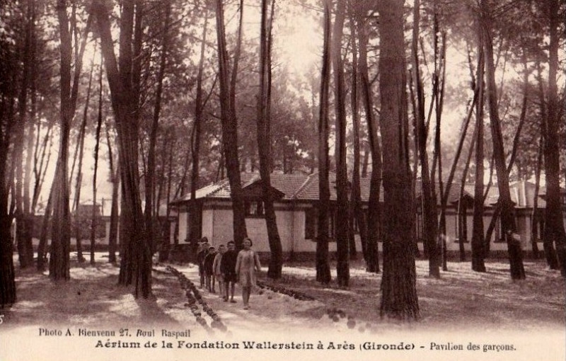 Carte postale ancienne Arès - Fondation Wallerstein 43