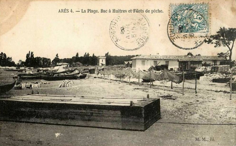 Carte postale ancienne Arès - Ostréiculteurs 15