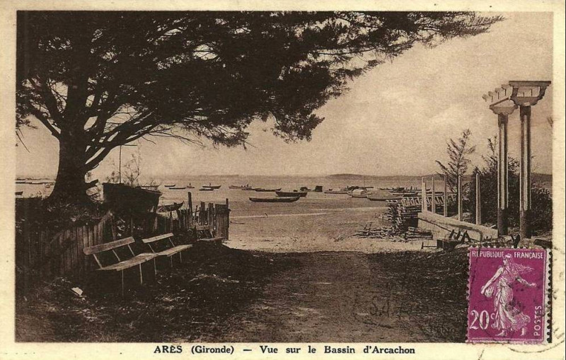 Carte postale ancienne Arès - plage 18