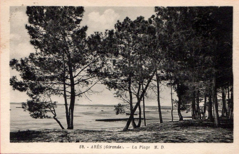 Carte postale ancienne Arès - plage 27