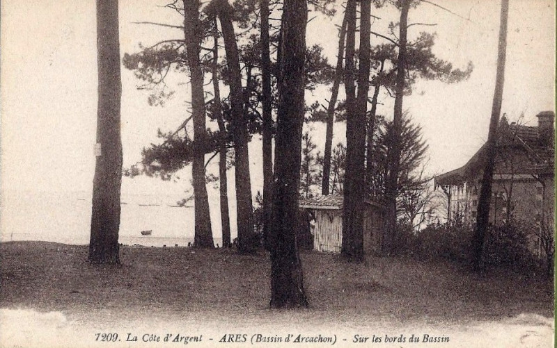 Carte postale ancienne Arès - plage 29