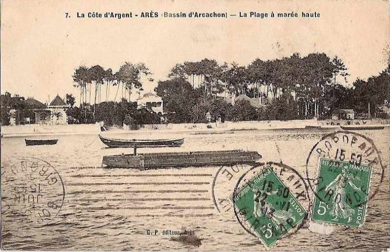 Carte postale ancienne Arès - plage 9