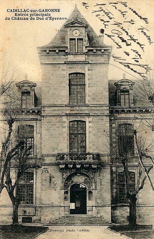 Carte postale ancienne Cadillac-sur-Garonne - Château d'Epernon 11