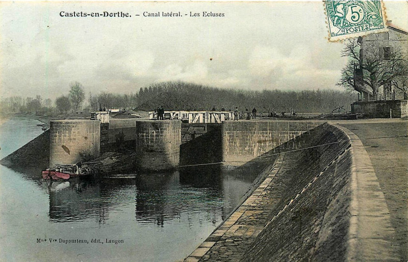 Carte postale ancienne Castets-en-Dorthe - Canal latéral - entrée 3b