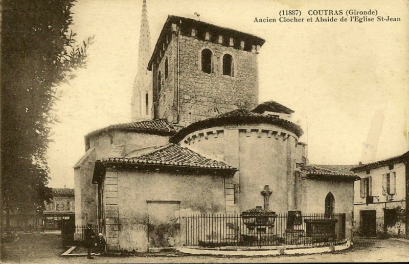 Carte postale ancienne Coutras - église 5