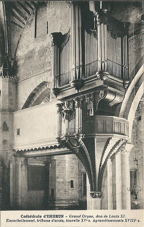 Carte postale ancienne Embrun-Fr-05-Cpa-cathédrale-18