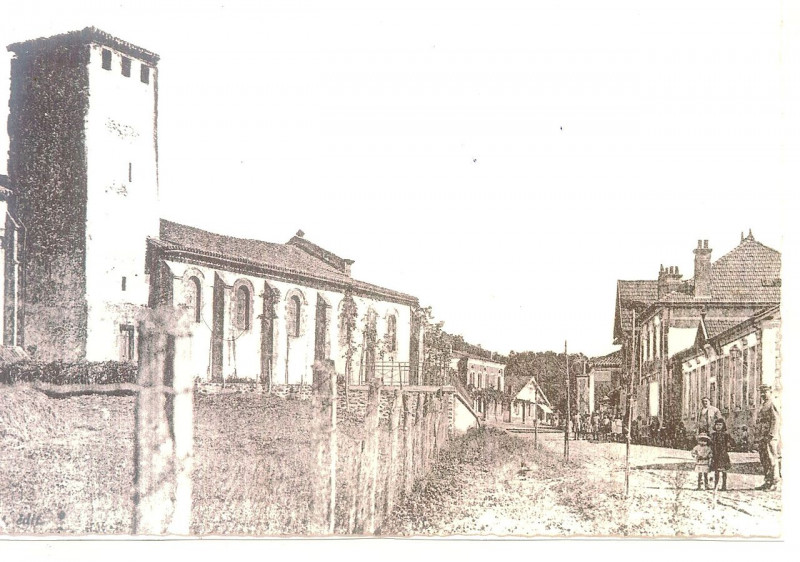 Carte postale ancienne Rue tinarrage de Brocas (carte ancienne)