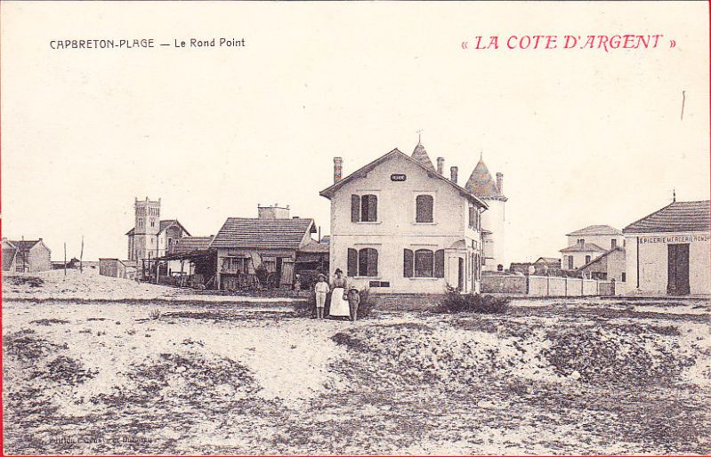 Carte postale ancienne Place du rond-point, Capbreton (circa 1920) à Capbreton