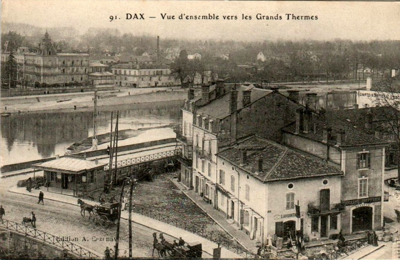 Carte postale ancienne Dax - vue d'ensemble 1