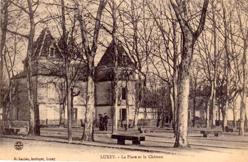 Carte postale ancienne Luxey - château Saint-Sever 3