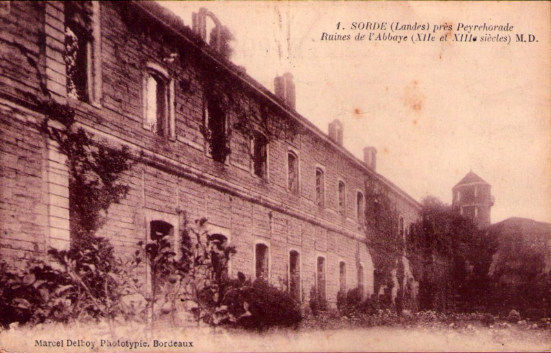 Carte postale ancienne Sorde-l'Abbaye - Abbaye 2