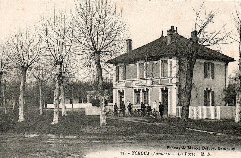 Carte postale ancienne Ychoux - La Poste 3