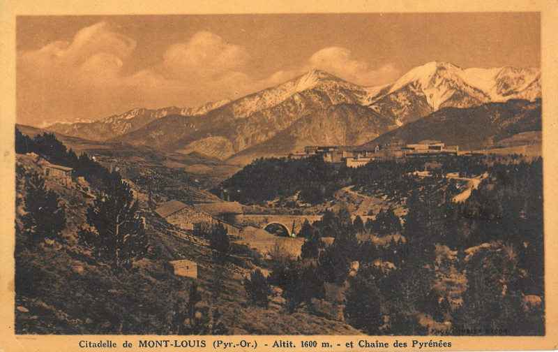 Carte postale ancienne Mont-Louis - Citadelle