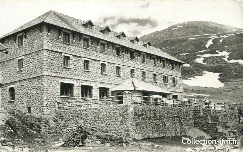 Carte postale ancienne Porté - Grand Hôtel - Erac 233